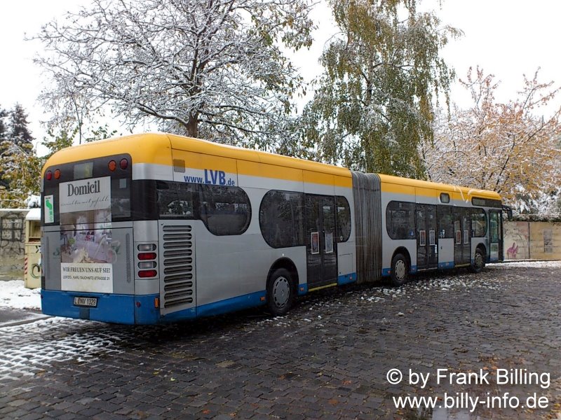 27.10.2012, Wagen 329, als Psna-Park-Linie, bei Hst. Meusdorf
