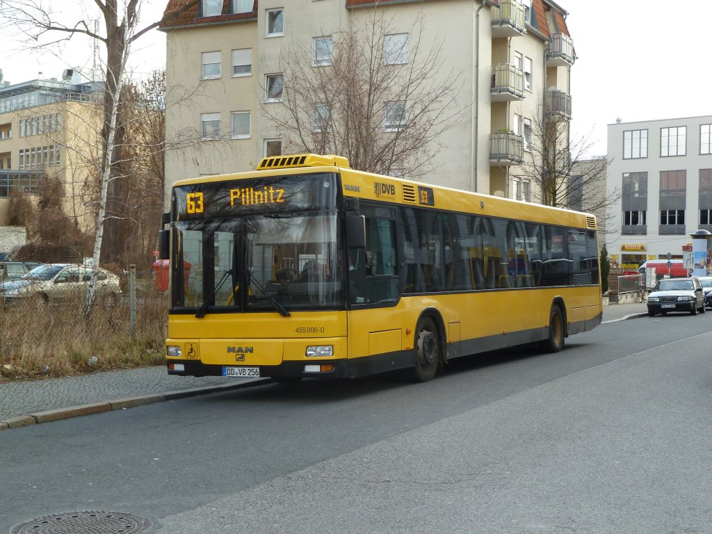 455 006-0 als Linie 63 an der Endhaltestelle in Lbtau. 10.01.2012