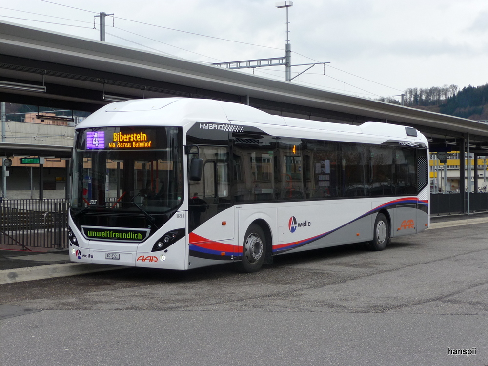 AAR - Hybrid Volvo 9700  Nr.51  AG  8351 bei der Haltestelle beim Bahnhof Suhr am 02.02.2013