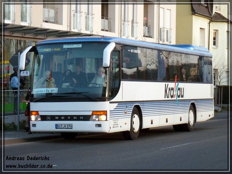 Als P+R Bus fuhr dieser Setra der Firma Krakau aus Bitburg.  Er konnte in der Saarstrae in Bitburg am 20.03.2011 Aufgenommen werden.