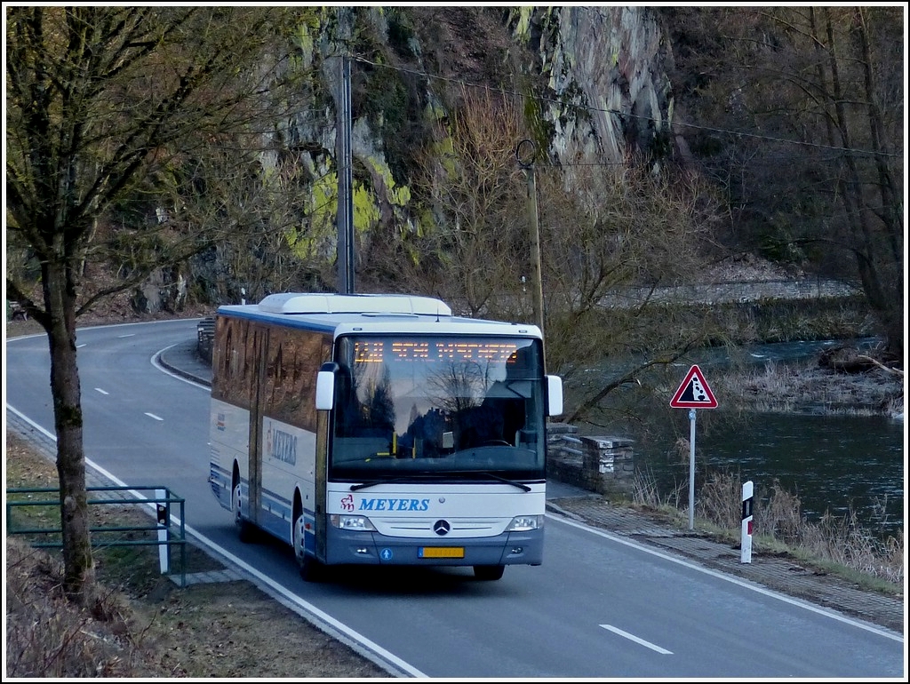 (AM 5540)  Mercedes Integro der Bus Firma Meyers aufgenommen in der Nhe von Michelau am 21.02.2013. 