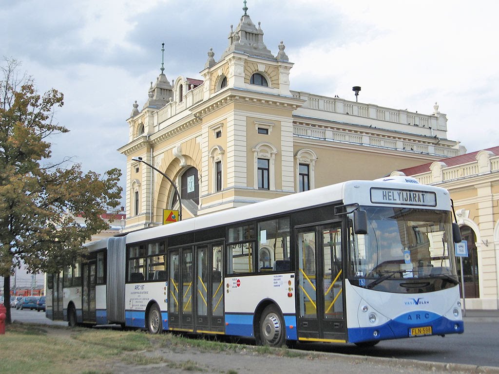 ARC Autobus an der Bahnhof Steinamanger 2010