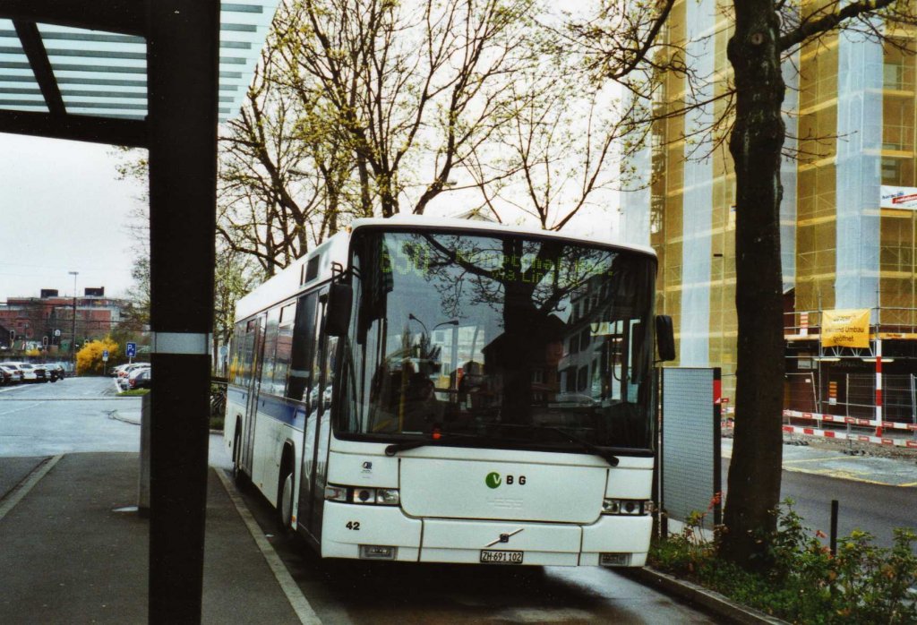ATE Bus, Effretikon Nr. 42/ZH 691'102 Volvo/Hess am 14. April 2010 Effretikon, Bahnhof