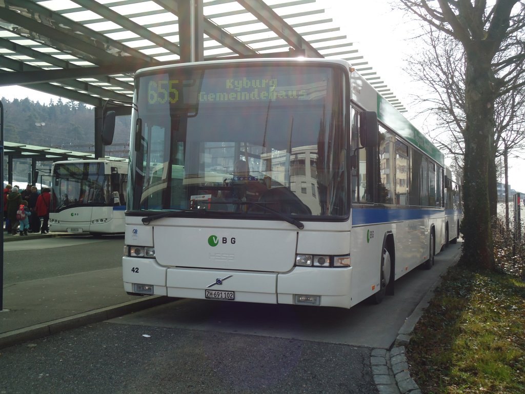 ATE Bus, Effretikon (VBG) - Nr. 42/ZH 691'102 - Volvo/Hess am 7. Mrz 2012 beim Bahnhof Effretikon