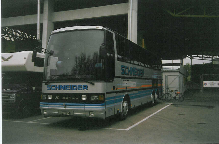 Aus dem Archiv: Schneider, Langendorf SO 20'819 Setra am 12. April 1997 Thun, Grabengut