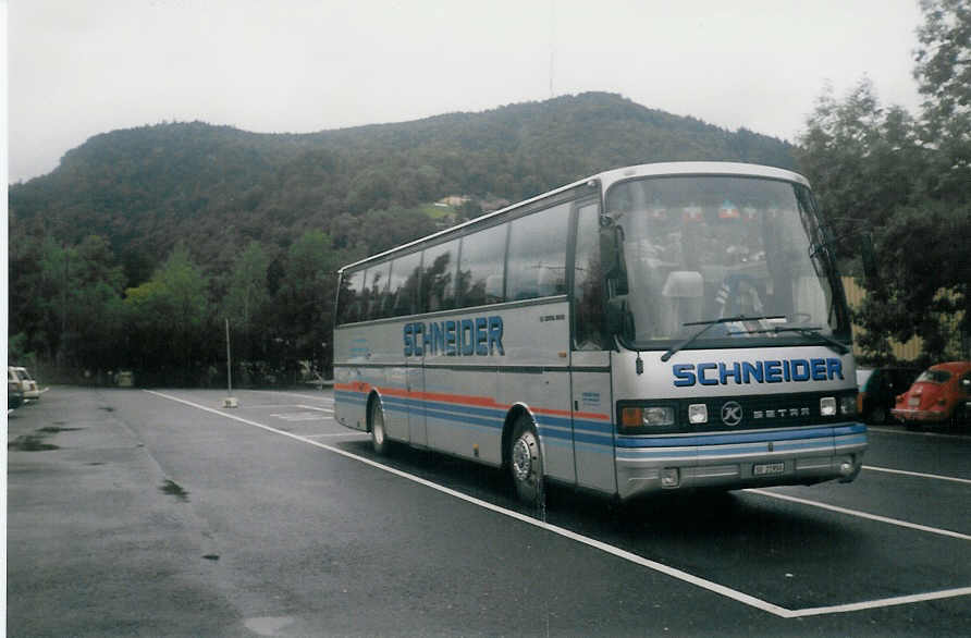 Aus dem Archiv: Schneider, Langendorf SO 21'950 Setra am 1. August 1997 Thun, Seestrasse