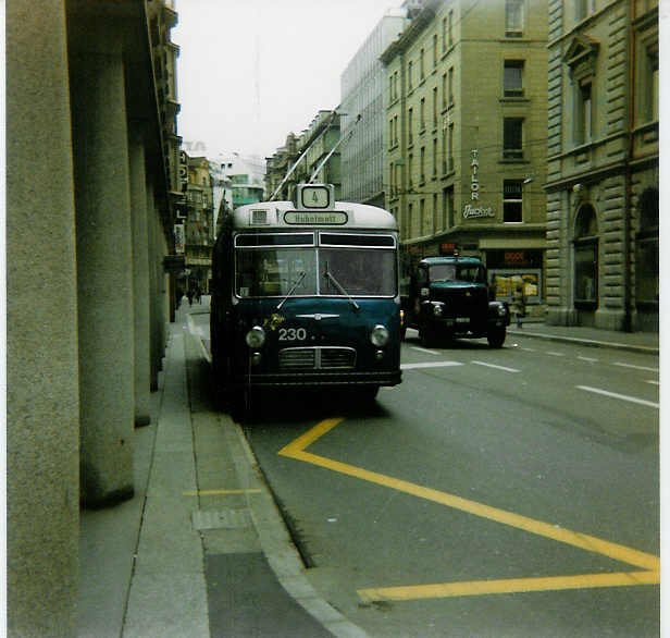 Aus dem Archiv: VBL Luzern Nr. 230 Saurer/Schindler Trolleybus im Mrz 1988 Luzern, Luzernerhof