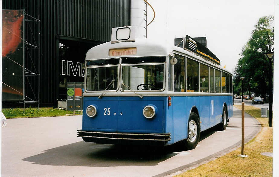 Aus dem Archiv: VBL Luzern Nr. 25 FBW/FFA Trolleybus am 13. Juli 1999 Luzern, Verkehrshaus