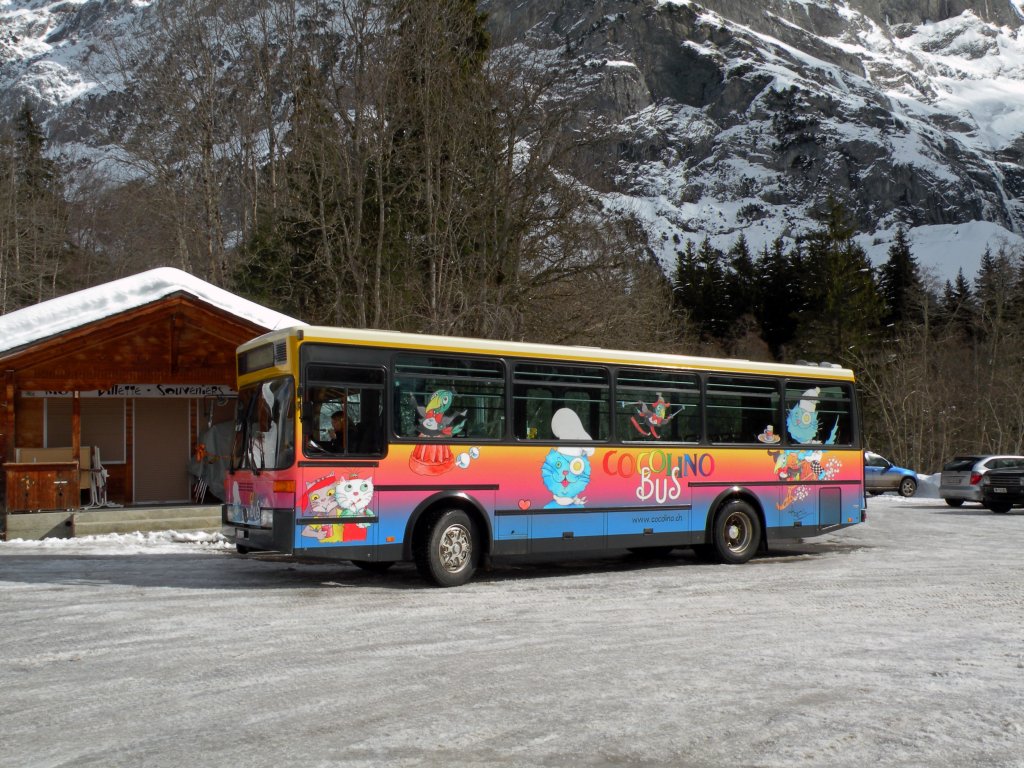 AVG Grindelwald mit der Betriebsnummer 19 in Grindelwald. Die Aufnahme stammt vom 26.02.2011.