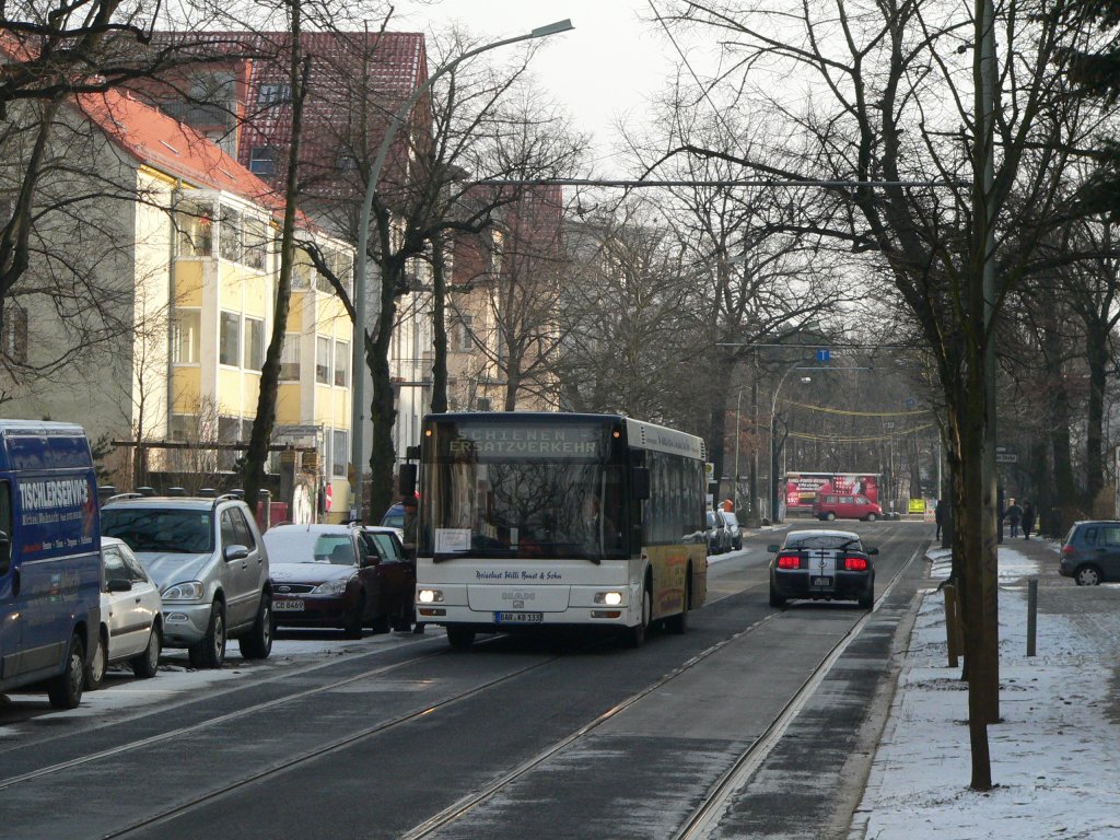 BAR-KB 133 von Reiselust Willi Brust & Sohn am 29.1.2012 in Berlin Karlshorst, Ehrlichstrae. S3-Ersatzverkehr