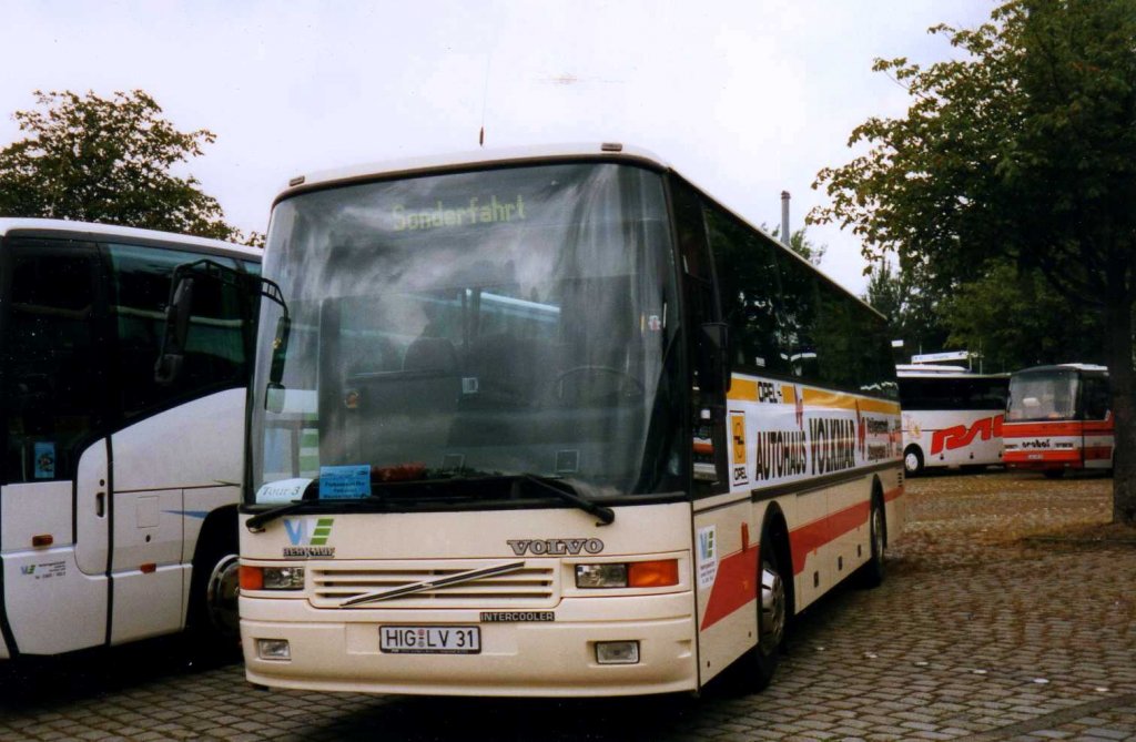Berkhof Radial, aufgenommen im August 1998 auf dem Parkplatz der Westfalenhallen in Dortmund.