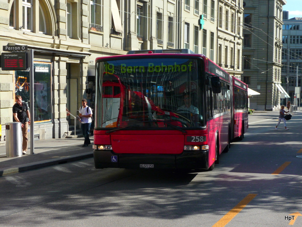 Bern mobil - Volvo-Hess  Nr.258 unterwegs auf der Linie 19 in Bern am 09.09.2011
