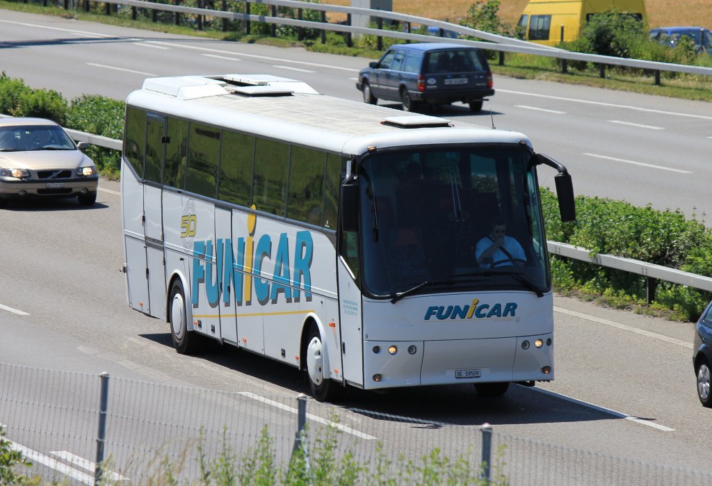 Bova Futura de la maison Funicar photographi le 02.06.2012 sur l'autoroute  proximit de Berne 