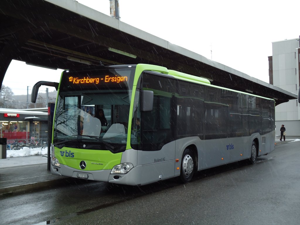 Busland, Burgdorf - Nr. 102/BE 737'102 - Mercedes Citaro am 10. Dezember 2012 beim Bahnhof Burgdorf