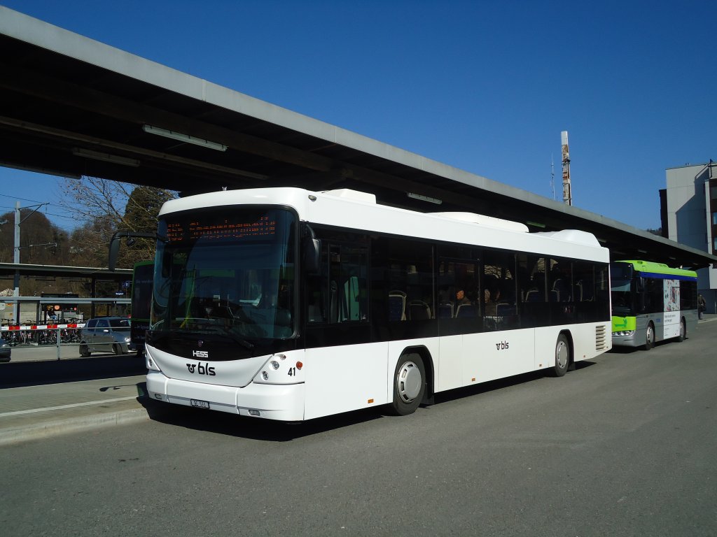 Busland, Koppigen - Nr. 41/BE 593 - Scania/Hess am 21. Mrz 2011 beim Bahnhof Burgdorf