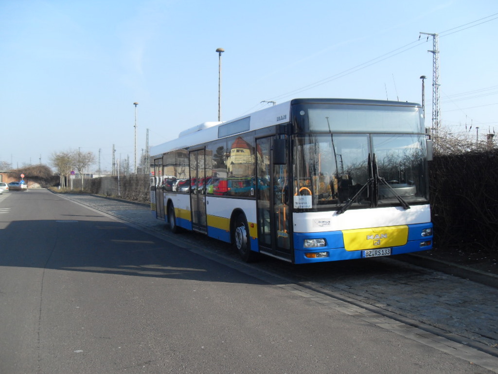 Buslinie 905 am 02.03.2011 in Stendal.