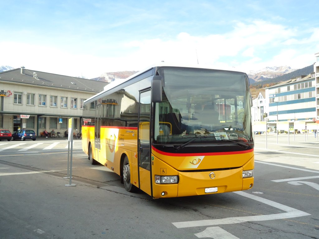 CarPostal Valais Nr. 18/VS 365'408 Irisbus am 1. November 2010 Sion, Bahnhof