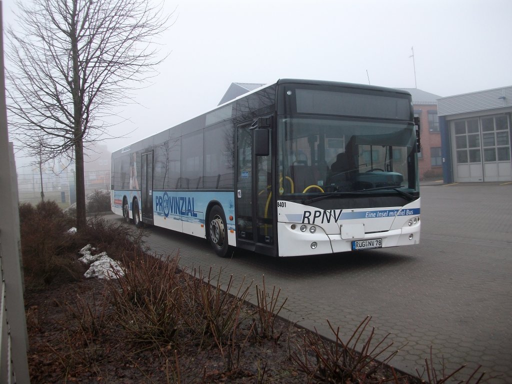 Da ich umbedingt diesen Neoplanbus im Busdepot Bergen/Rgen fotografieren wollte,fotografierte ich den Bus am 22.Januar 2011 einfach durch den Zaun.