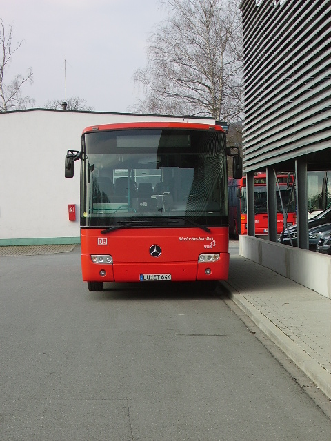 Der Mercedes Benz Conecto von DB Rhein Neckar Bus in Mosbach Neckarelz am 03.03.11