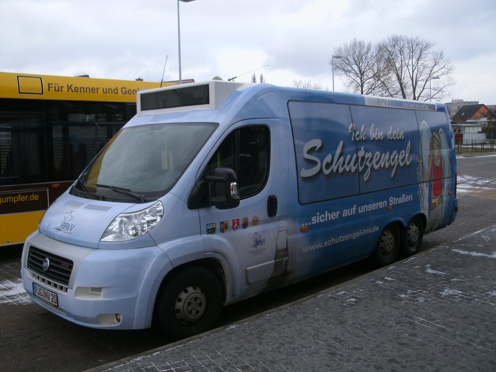 Der Stadtbus von Bergen/Rgen ist ein FIAT und stand am 18.Februar 2011 am Busbahnhof.