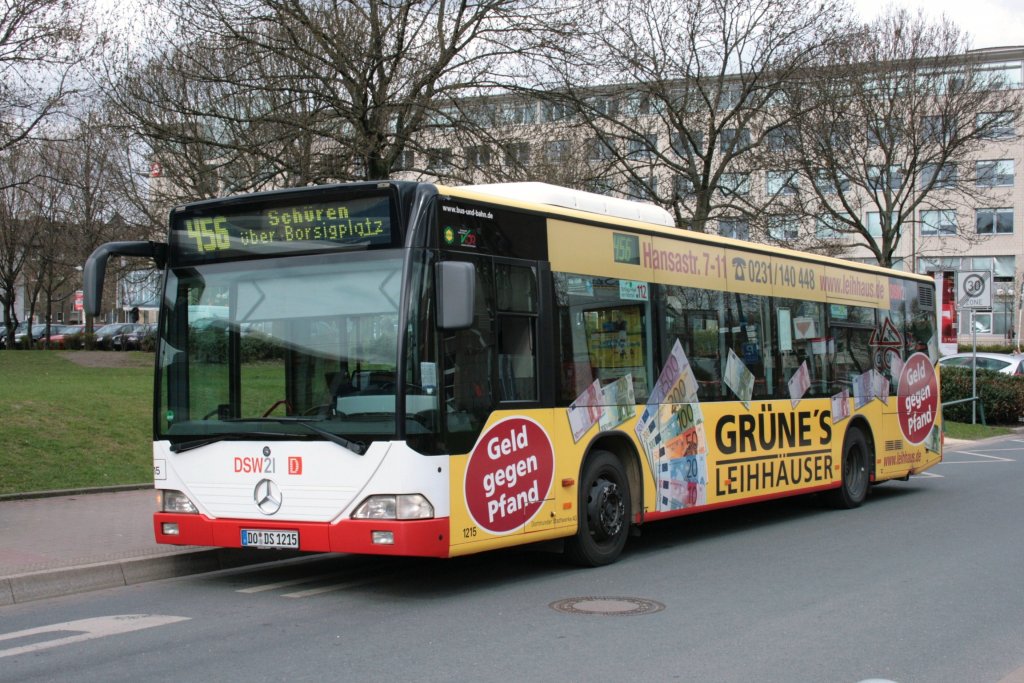 DSW21 1215 (DO DS 1215) mit Werbung fr Grne,s Leihhuser.
Aufgenommen am HBF Dortmund/Nord, 3.4.2010.