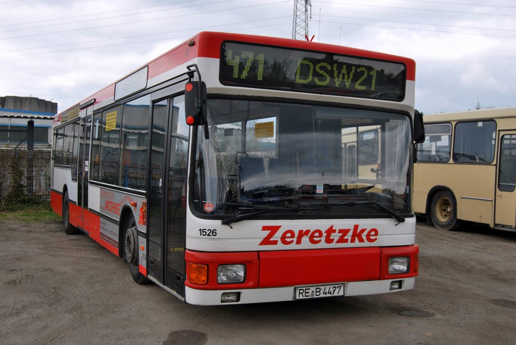 DSW21 1526, ein MAN NL 202 von Zeretzke Reisen im Auftrag der DSW21. Aufgenommen am 11.04.2010 auf dem Abstellplatz von Zeretzke Reisen in Castrop Rauxel whrend der ersten Dortmunder Fotosonderfahrt.