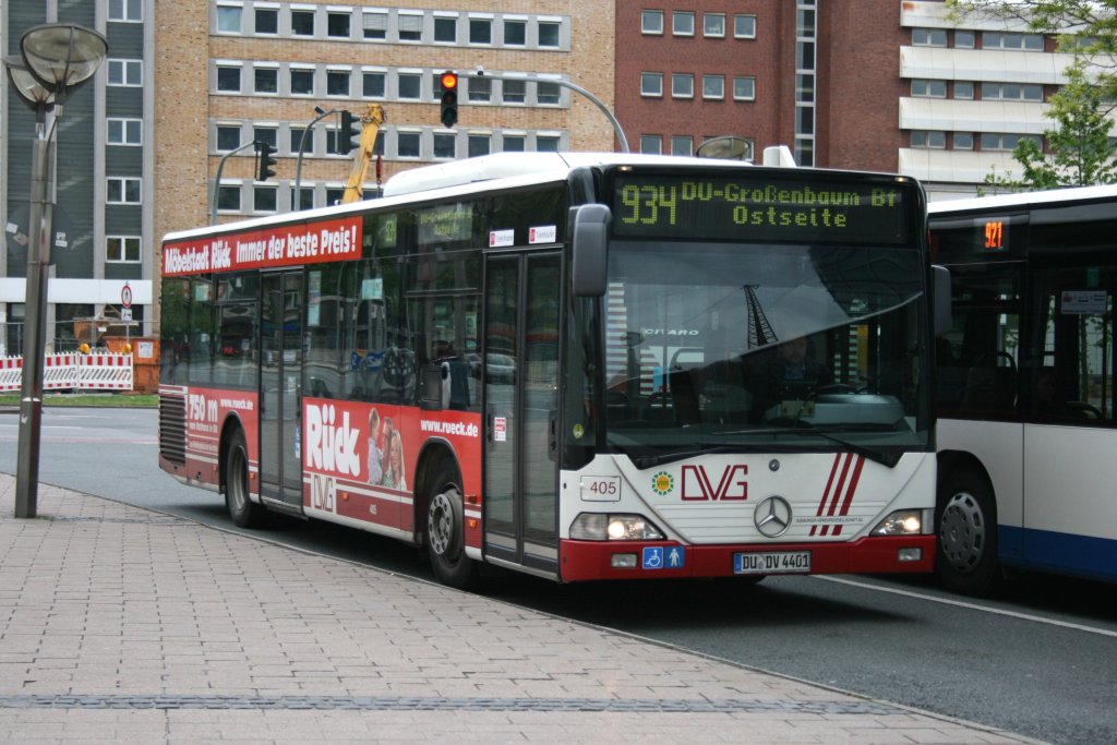 DVG 405 (DU DV 4401) macht Werbung fr Mbel Rck.
Aufgenommen am HBF Duisburg.
13.5.2010