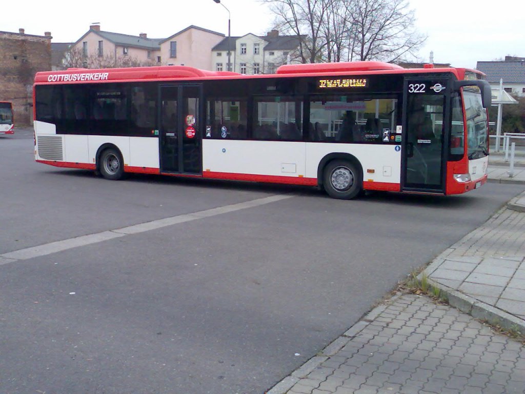 Ein MB Citaro der Cottbusverkehr. Hier in Cottbus am Busbahnhof.