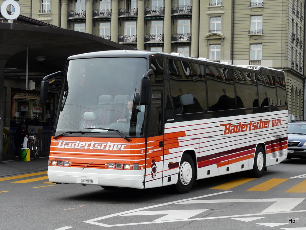 Ein reisebus von Drgmller unterwegs in der Stadt Bern am 22.10.2010