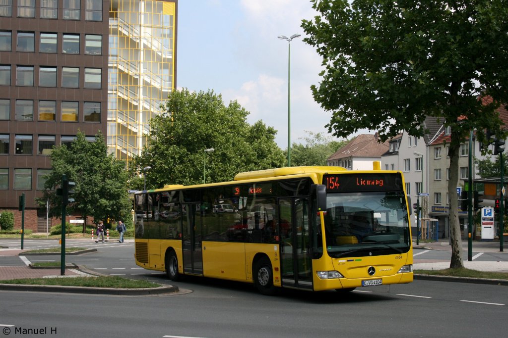 EVAG 4104 (E VG 4104).
Essen Viehofer Platz, 27.7.2010.