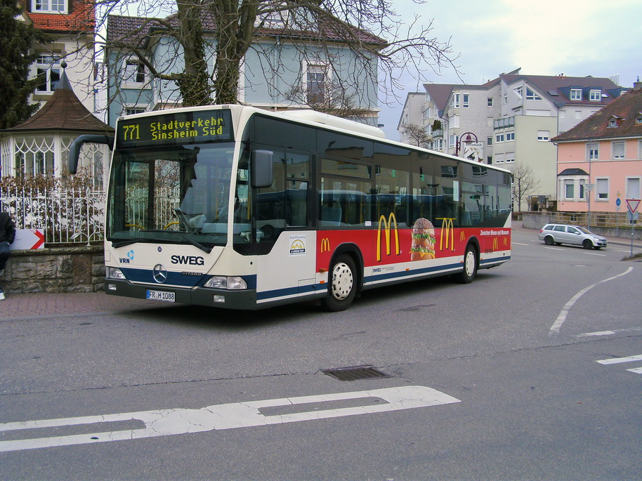 FR-H-1088 mit Mc Donald's-Sinsheim Werbung als Linie 771 nach Sinsheim Sd am Sinsheimer Bahnhof. 09.03.11