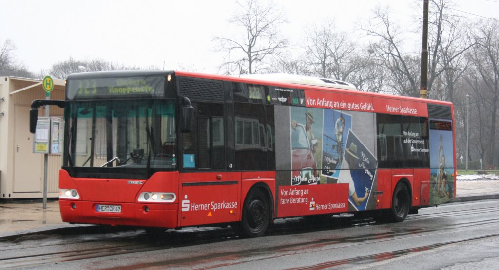 HCR 47 (HER CR 47) mit Werbung fr die Sparkasse Herne.
Aufgenommen in Wanne Eickel,17.1.2010.
