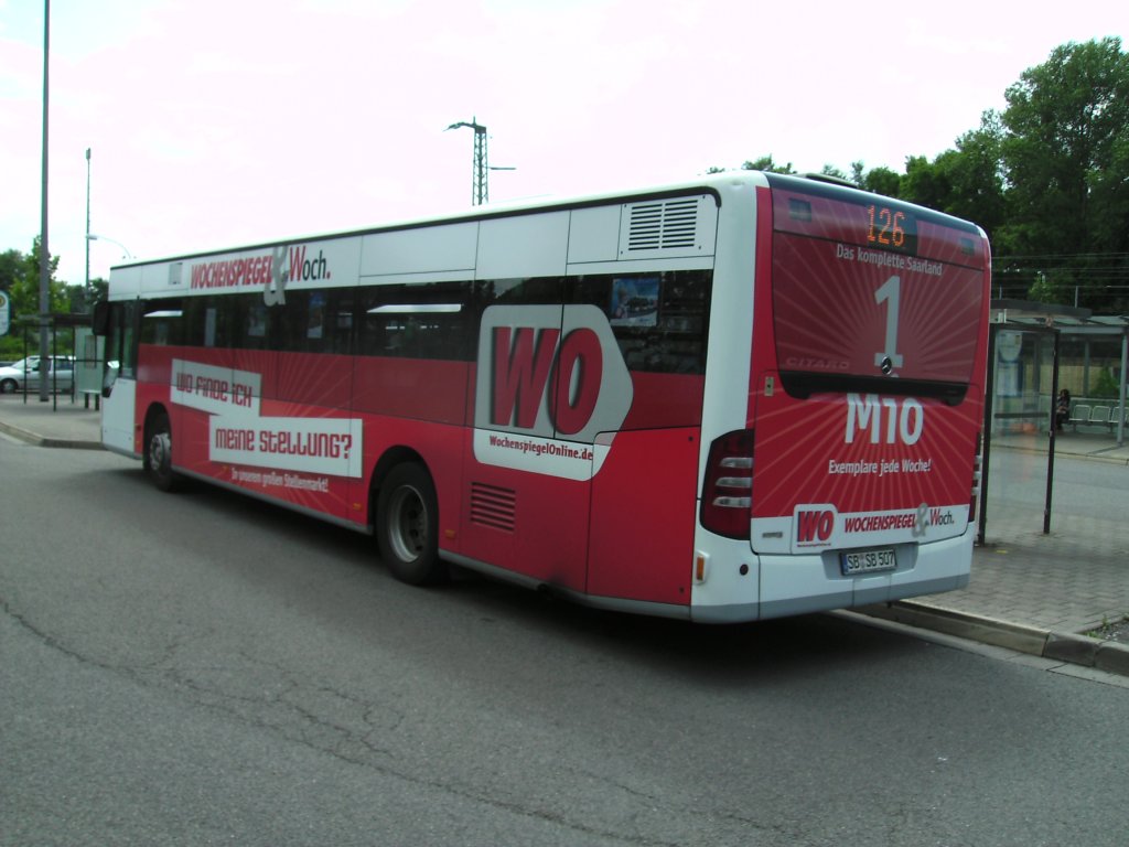 Hier ist ein Citaro Bus mit der neuen Wochenspiegel/Die Woch Werbung zu sehen. Das Foto habe ich am 24.07.2010 in Saarbrcken Brebach gemacht.