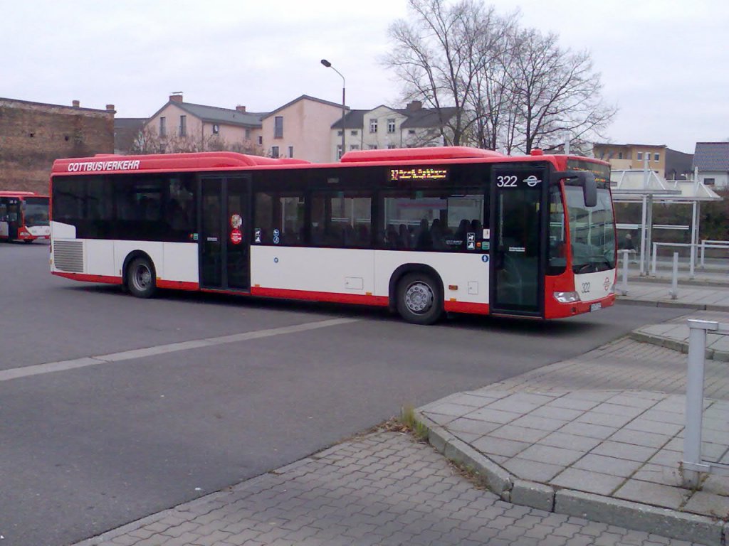 Hier ein MB Citaro der Cottbusverkehr. Hier am Busbahnhof in Cottbus abgestellt.