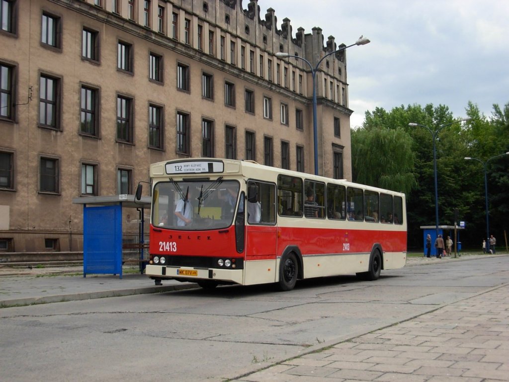 Historischen Bus Jelcz PR110M, KMKM Warszawa #21413, [aber jetzt im MPK Krakw #119 hat] Kombinat, 22.07.2012
