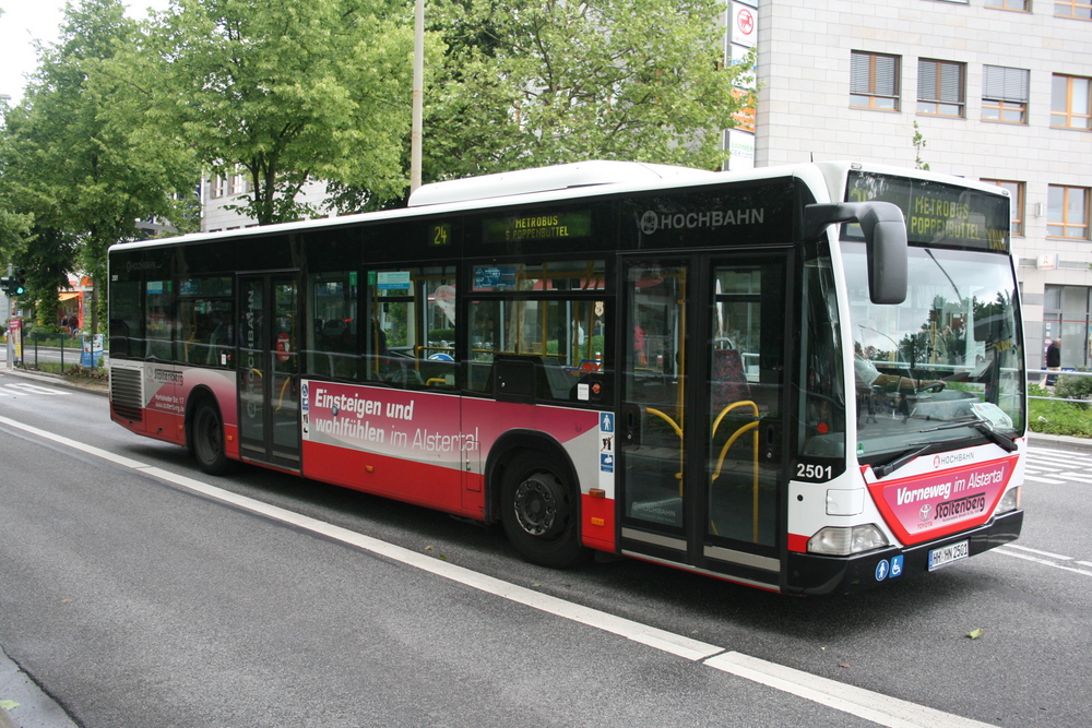 Hochbahn 2501 am 19.Juni 2010 in Poppenbttel
