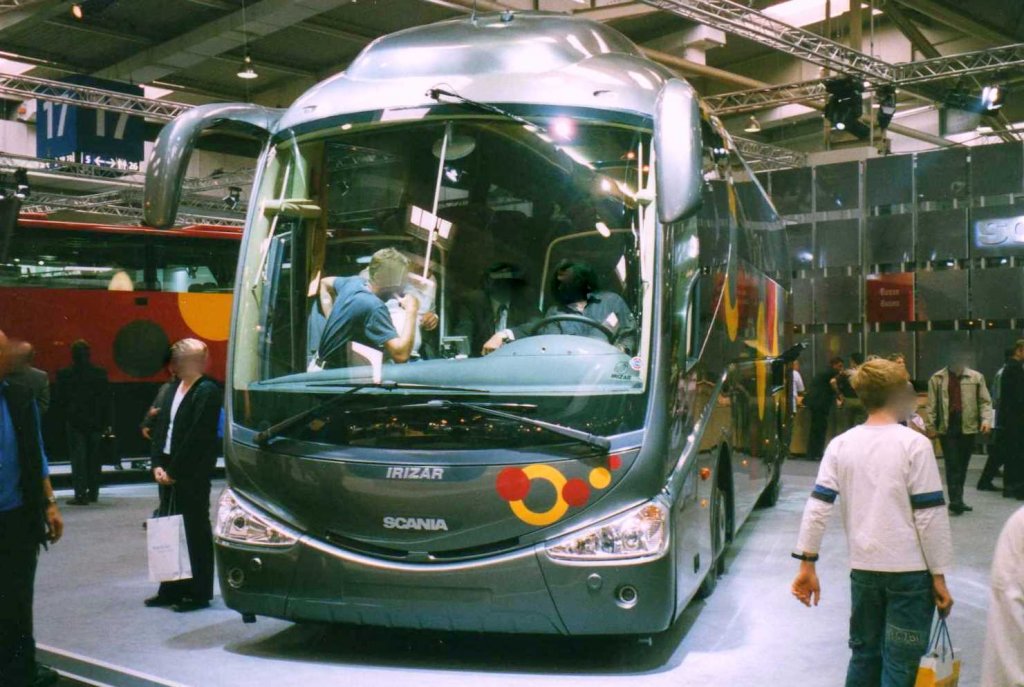 Irizar Scania PB, aufgenommen auf der IAA 2002 in Hannover.