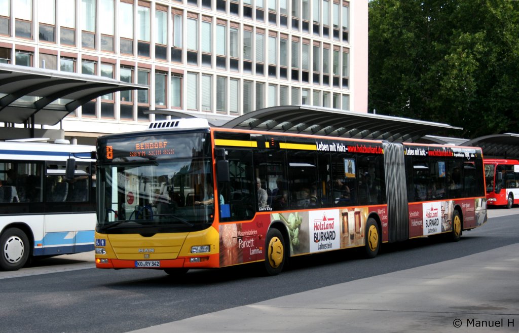 KEVAG (KO RY 342) aufgenommen am HBF Koblenz, 19.8.2010.
Der Bus macht Werbung fr Holzland Burkard.