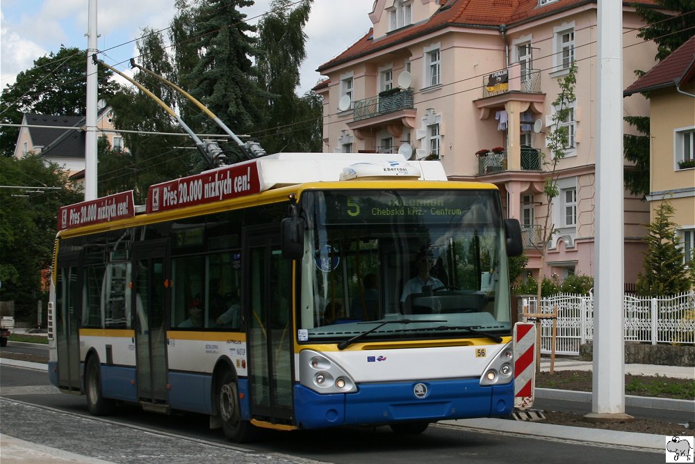 koda-Irisbus 24Tr Trolleybus der  MĚSTSK DOPRAVA Marinsk Lzně s.r.o.  # 56, aufgenommen am 7. Juni 2012 in (Marinsk Lzně (Marienbad), Tschechien.
