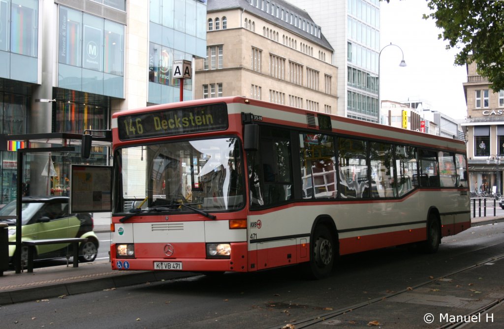 KVB 471 (K VB 471) steht an der Heltestelle Neumarkt am 29.8.2010.