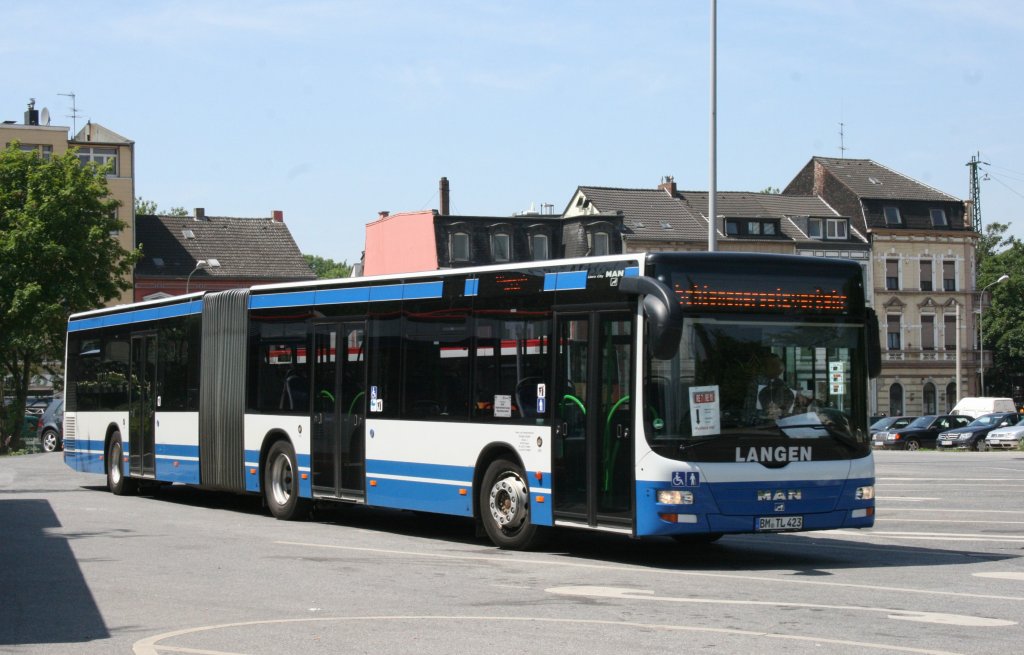 Langen (DN TL 423) mit SEV fr den RE7/RE10.
Krefeld HBF, 5.6.2010.