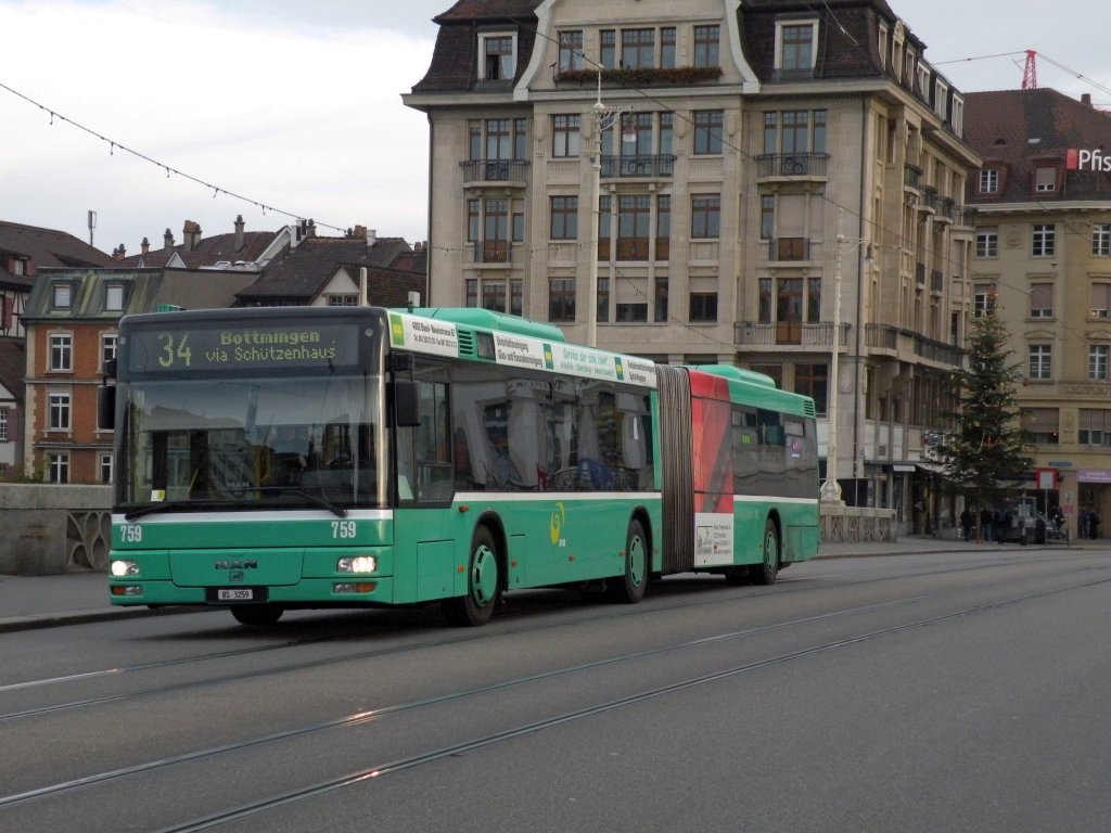 MAN Bus der Basler Verkehrsbetriebe mit der Betriebsnummer 759 fhrt Richtung Schifflnde. die Aufnahme entstand am 21.11.2009.