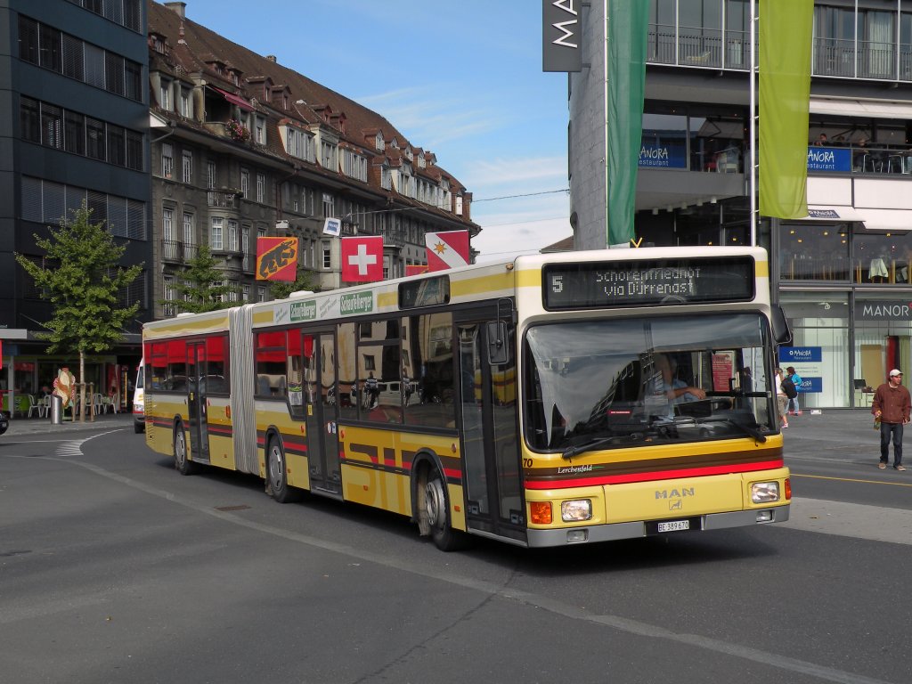 MAN Bus mit der Betriebsnummer 70 auf der Linie 5 am Bahnhof in Thun. Die Aufnahme stammt vom 12.10.2011.