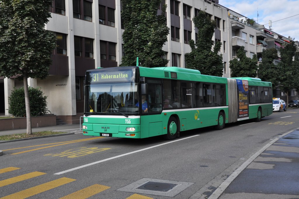 MAN Bus mit der Betriebsnummer 755 auf der Linie 31 am Wettsteinplatz. Die Aufnahme stammt vom 24.08.2011.
