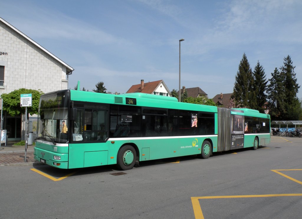 MAN Bus mit der Betriebsnummer 777 auf der Linie 34 an der Station in Bottmingen. Auch an den Bussen wird fr weibliches (Fahr)-Personal geworben. Die Aufnahme stammt vom 06.05.2013