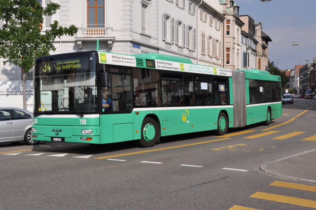 MAN Bus mit der Betriebsnummer 780 auf der Linie 34 fhrt zur Haltestelle Wettsteinplatz. Die Aufnahme stammt vom 24.08.2011.