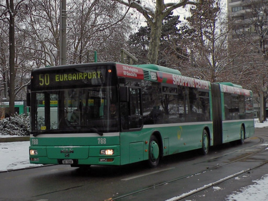 MAN Bus mit der Betriebsnummer 788 am Schtzenhaus Richtung Bahnhof SBB. Die Aufnahme stammt vom 31.01.2010.
