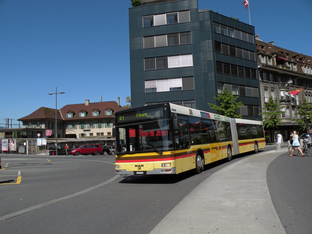MAN Bus der STI mit der Betriebsnummer 89 fhrt am Bahnof Thun ein. Die Aufnahme stammt vom 18.05.2011.

