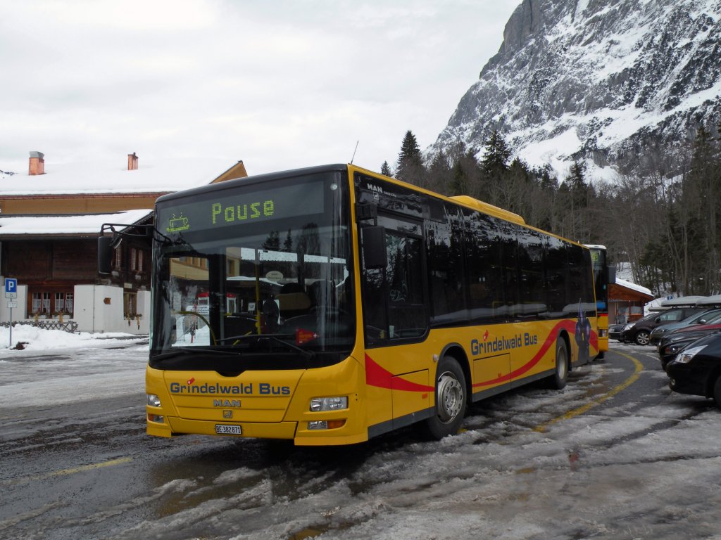 MAN Lions City mit der Betriebsnummer 19 auf einem Parkplatz in Grindelwald. Die Aufnahme stammt vom 26.02.2011.