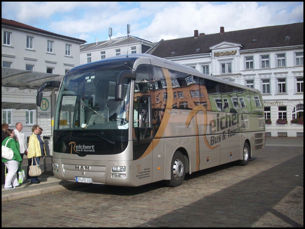 MAN Lion's Coach von Reichert Bus & Touristik aus Deutschland in Schwerin am 08.09.2012